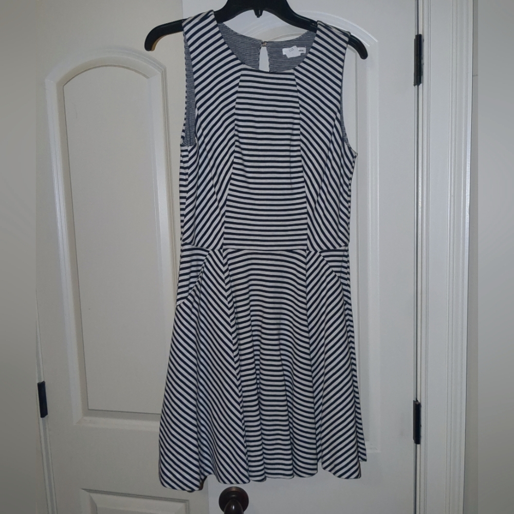Club Monaco Black and White Fit and Flare Midi Dress